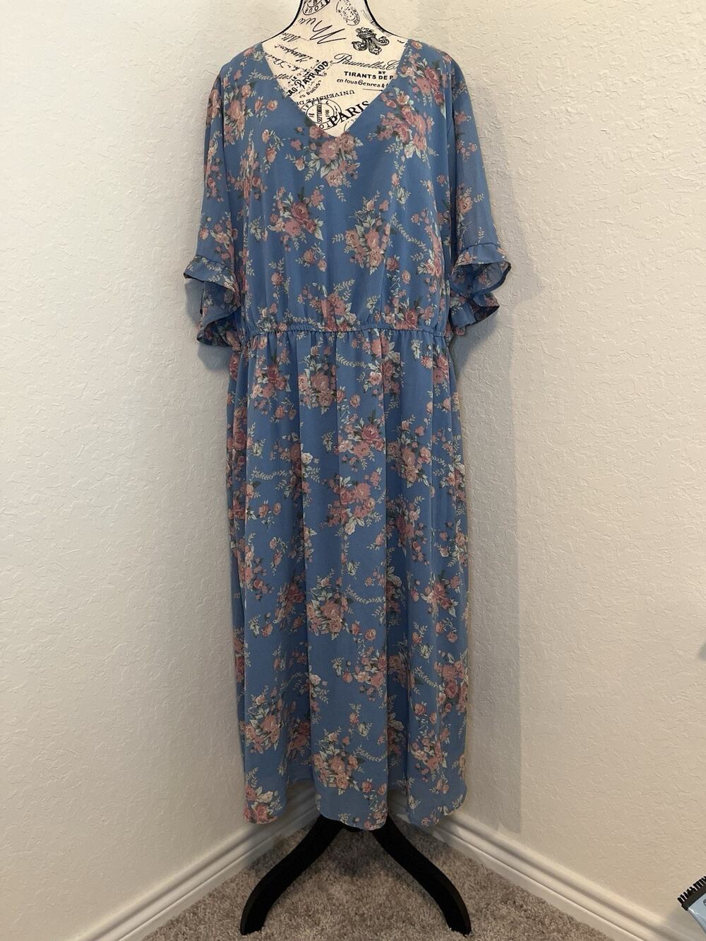 Bloom Chic Blue Dress Size 26 EUC Trad Wife Floral Print Lined Prairie Peasant
